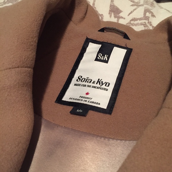 Luxurious Soia & Kyo Masha Boxy Wool Coat - Picture 3 of 8